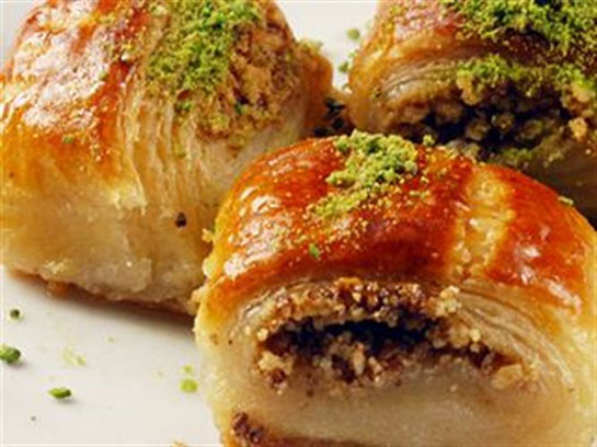 Samsa Tatlısı Tarifi ve Malzemeleri